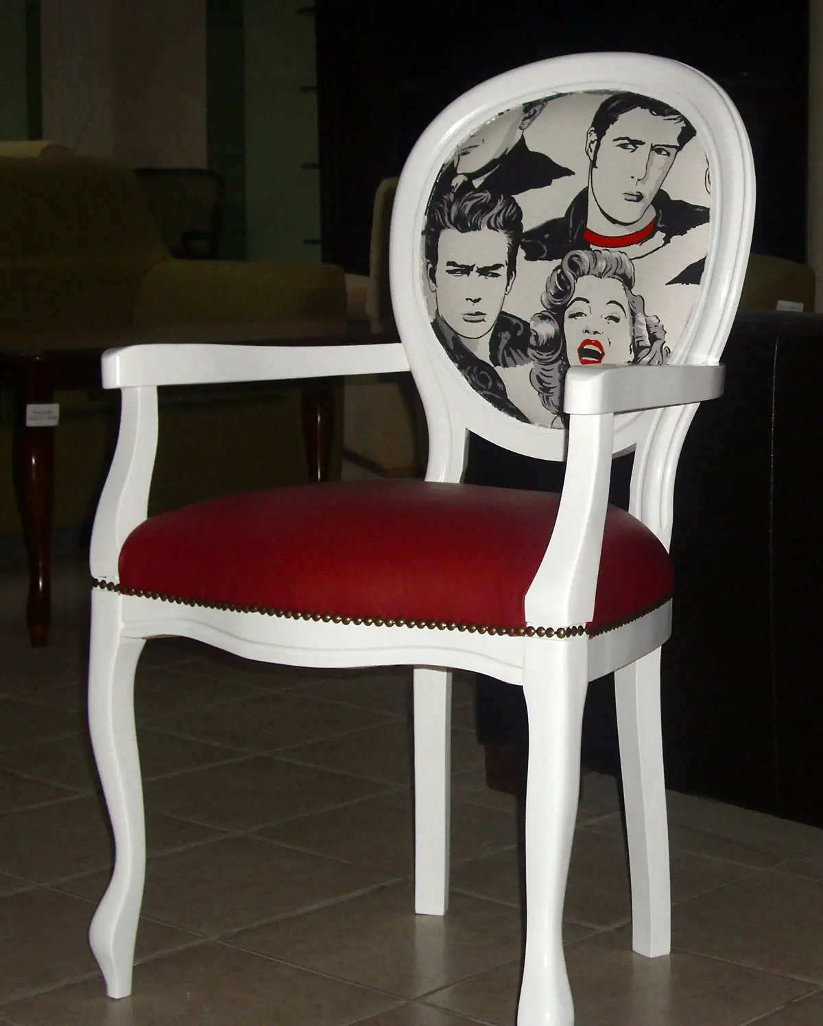 Chair 205ABFC.