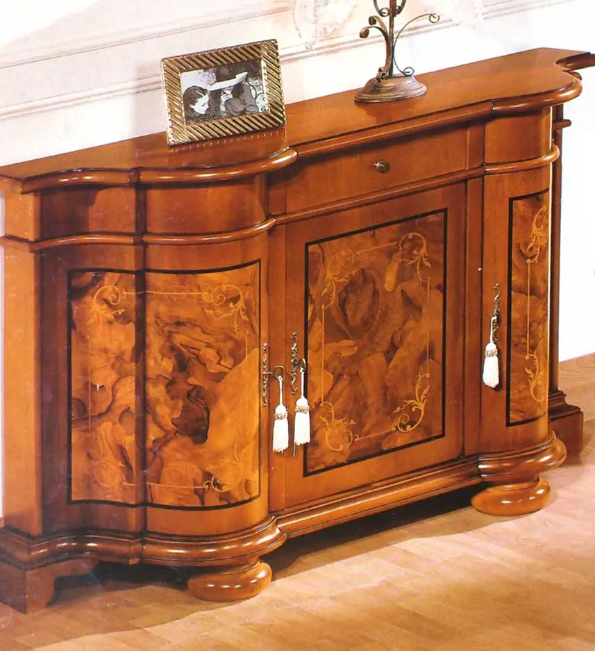 Sideboard 401 — cm. 137 x 45 x 88 H.